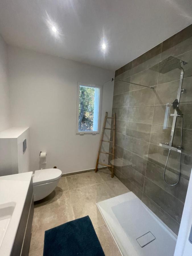Appartement A 2Mn De La Plage Du Ruppione Pietrosella Exteriér fotografie
